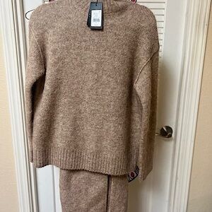RAILS 59% ALPACA SWEATER & SKIRT NEW With TAGS
XS